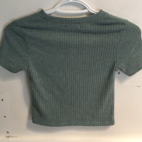 Mint shirt from forever 21 - Picture 2 of 3